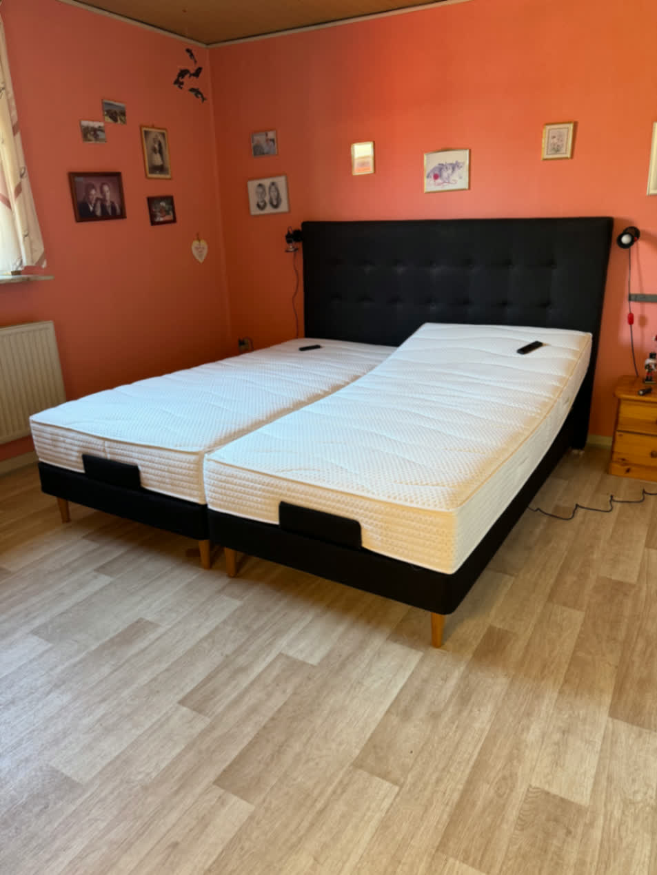 Kundeoplevelse med dobbeltseng og elevationsmadrasser